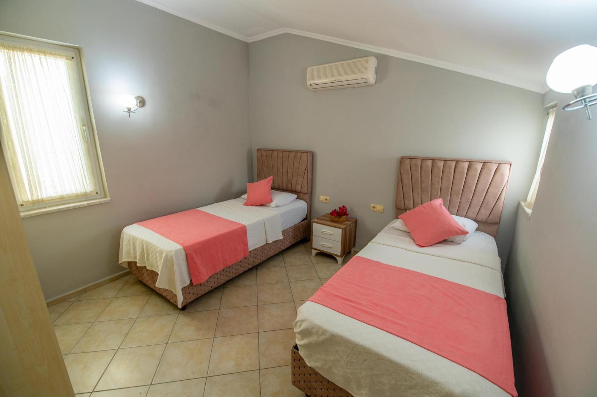 Sunset Beach Club Aqualettings Oyster 5 Fethiye Eksteriør bilde