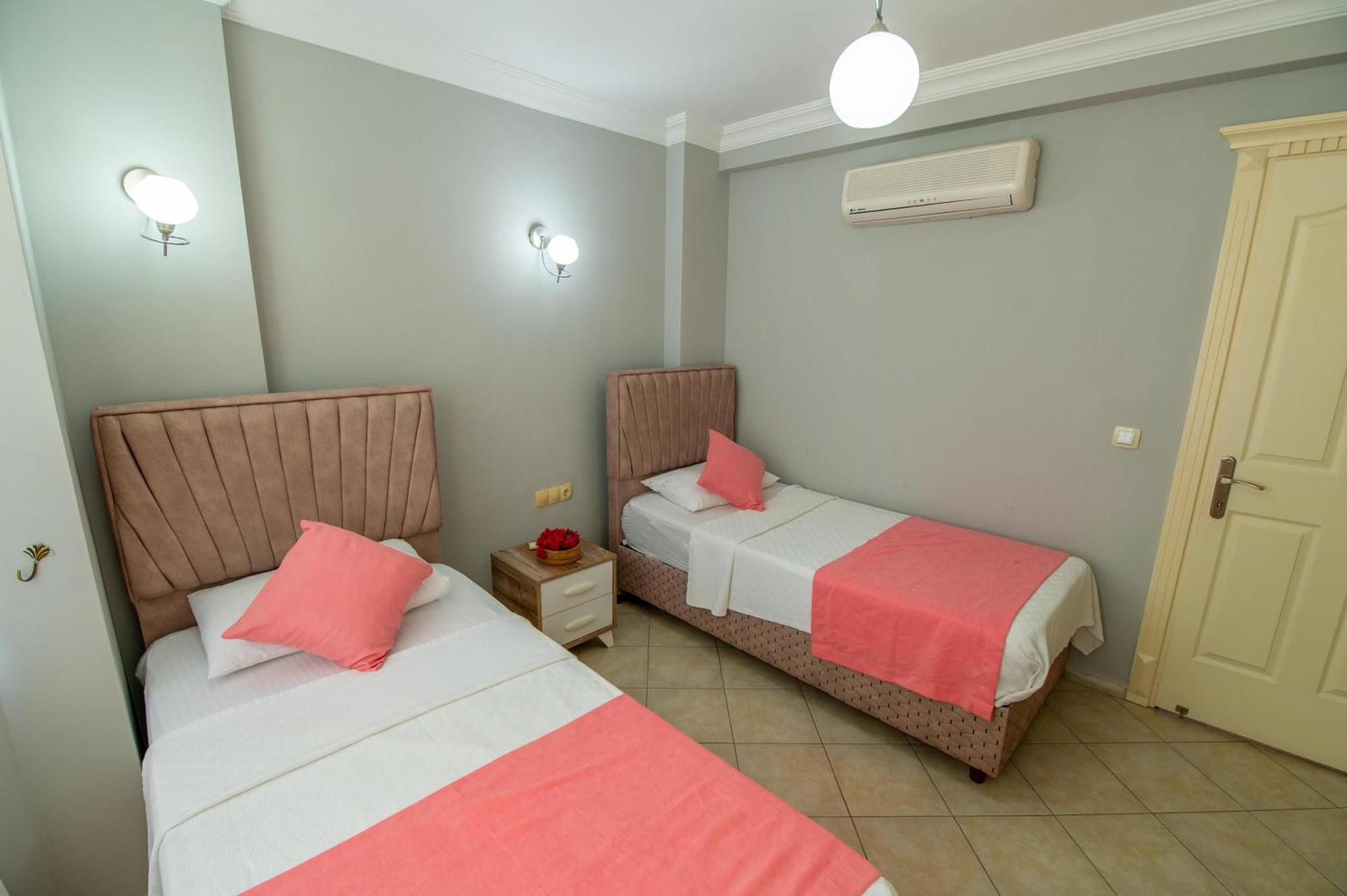 Sunset Beach Club Aqualettings Oyster 5 Fethiye Eksteriør bilde